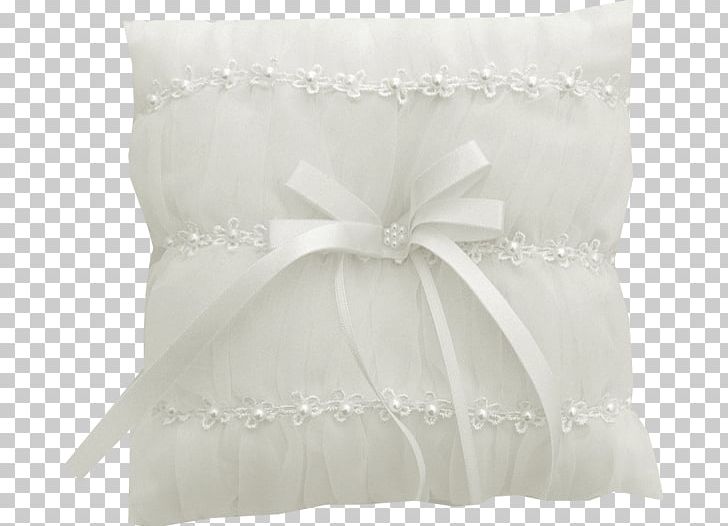 Ring Pillows & Holders Throw Pillows Cushion Lace PNG, Clipart, Blanc, Boda, Cushion, Furniture, Lace Free PNG Download