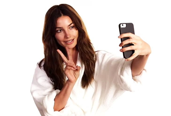 Irina Shayk Selfie Photography Supermodel Smartphone PNG, Clipart, Brown Hair, Celebrities, Communication, Electro Tunis, Finger Free PNG Download